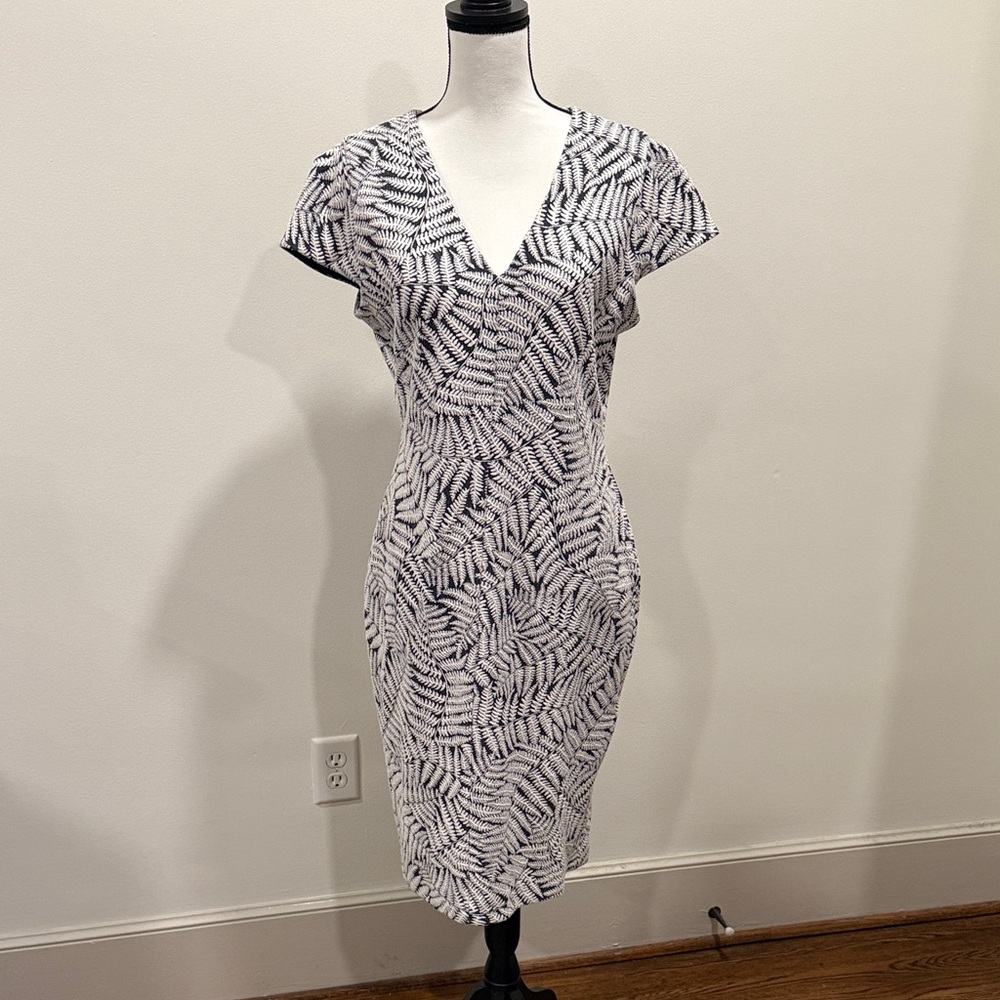 NWT Michael Kors Elegant Fern Print Navy and White Patterned Dress Size XL